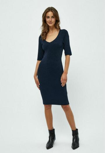 Платье футляр