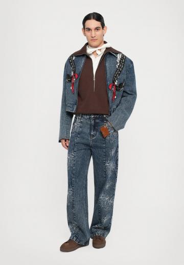 Джинсовая куртка