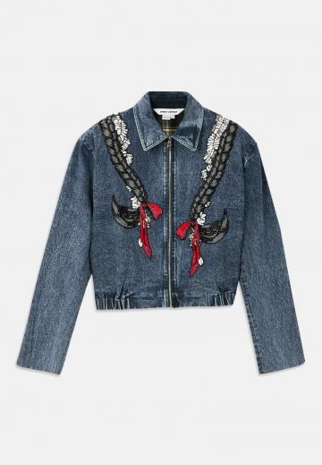 Джинсовая куртка