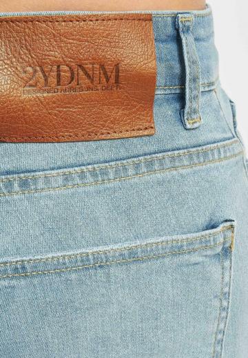 Узкие джинсы