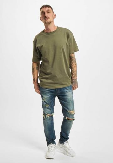 Прямые джинсы