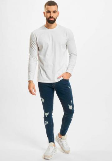 Узкие джинсы