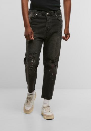 Прямые джинсы