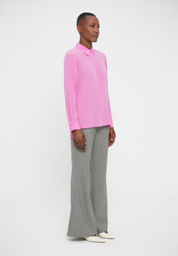 Атласная блузка