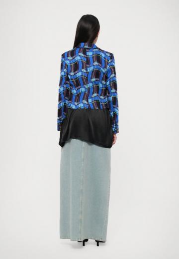 Короткая куртка