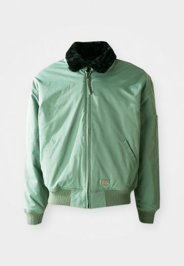 Куртка бомбер