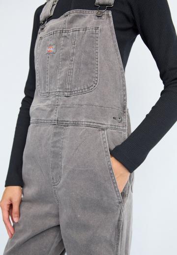 Джинсовый комбинезон