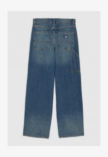 Свободные джинсы