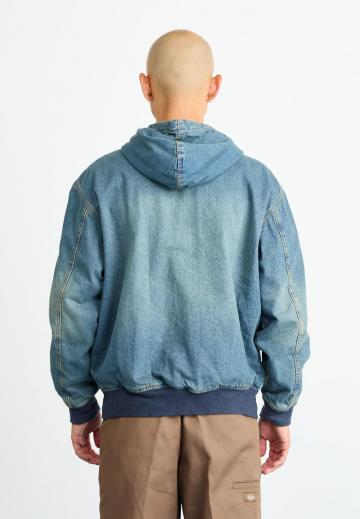 Джинсовая куртка