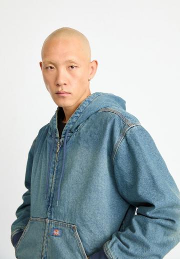 Джинсовая куртка