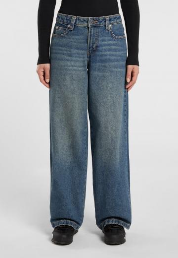 Свободные джинсы
