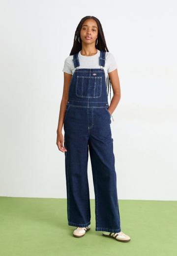 Джинсовый комбинезон