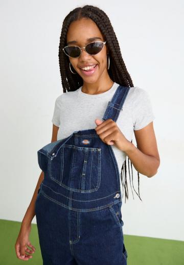 Джинсовый комбинезон