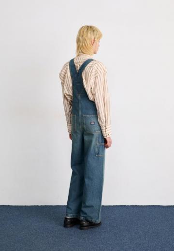 Джинсовый комбинезон