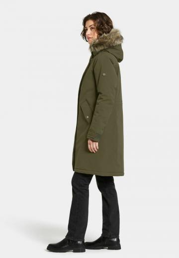 Спортивная куртка