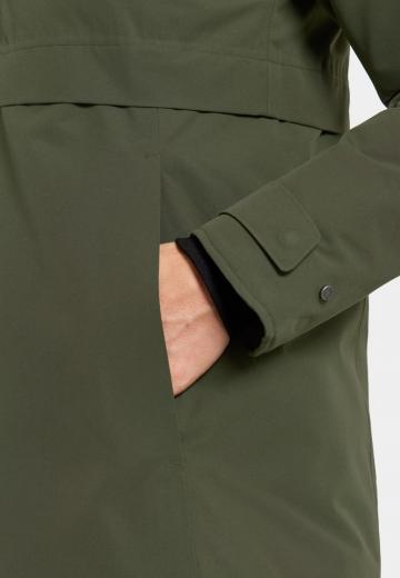 Спортивная куртка