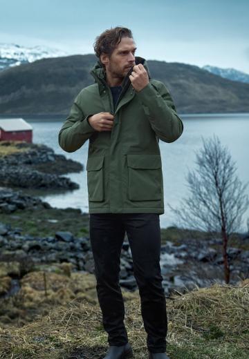 Зимняя куртка