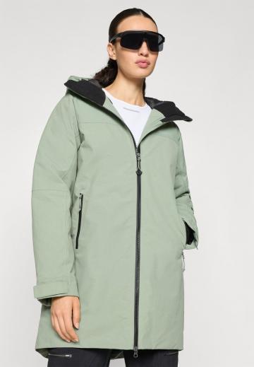 Спортивная куртка