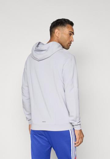 Спортивная кофта