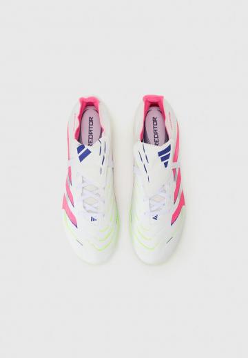 Футбольные бутсы