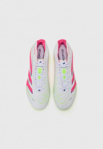 Футбольные бутсы