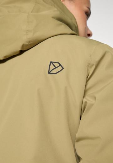 Спортивная куртка