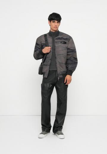 Куртка бомбер