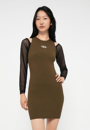 Короткое платье