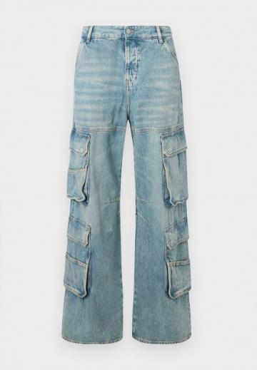 Брюки с накладными карманами