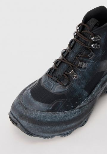 Ботинки на шнуровке