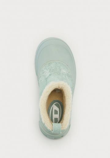 Полусапожки на платформе