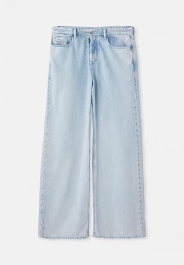 Свободные джинсы