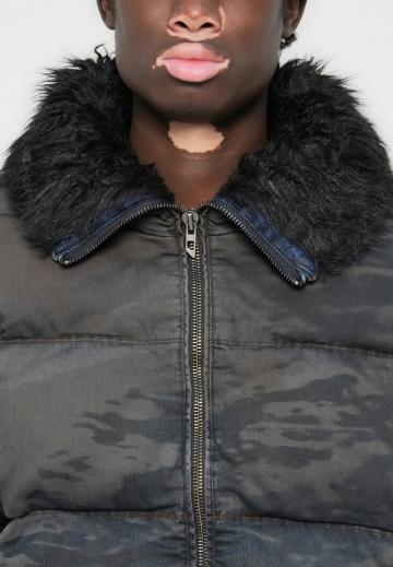 Зимняя куртка