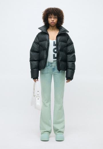 Клешеные брюки