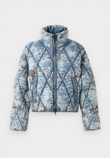 Зимняя куртка