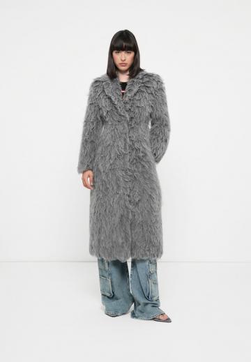 Шерстяное пальто