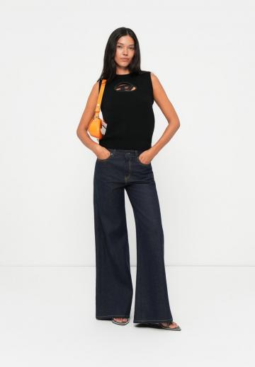 Пуловер без рукавов