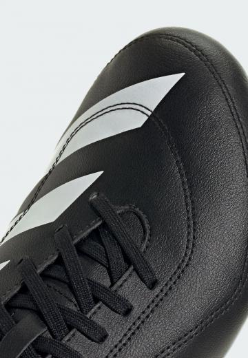 Футбольные бутсы