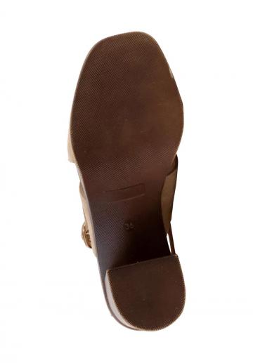 Босоножки на платформе