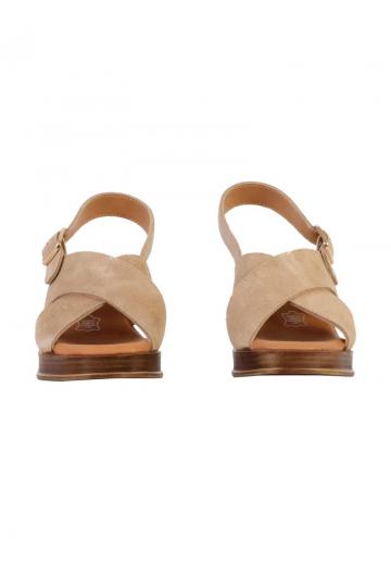 Босоножки на платформе