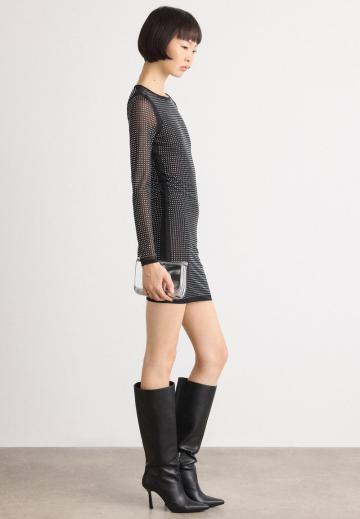 Короткое платье