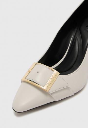 Туфли на высоком каблуке