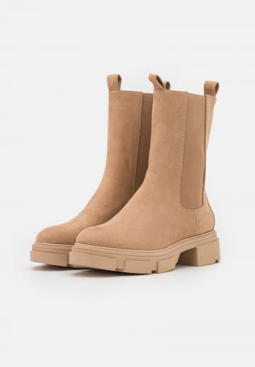 Ботинки челси
