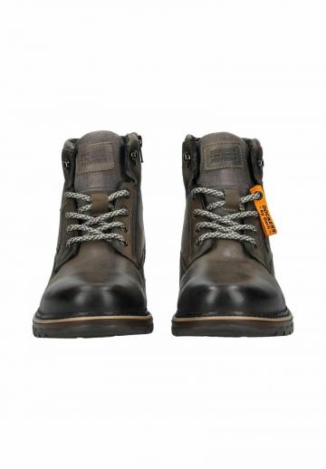 Ботинки на шнуровке