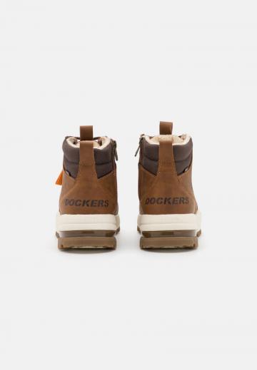 Зимние ботинки