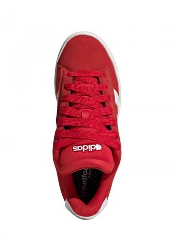 Походные кроссовки