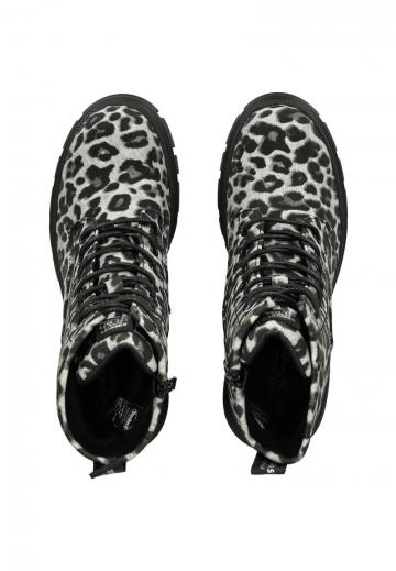 Ботинки на шнуровке