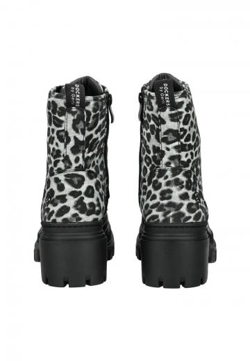 Ботинки на шнуровке