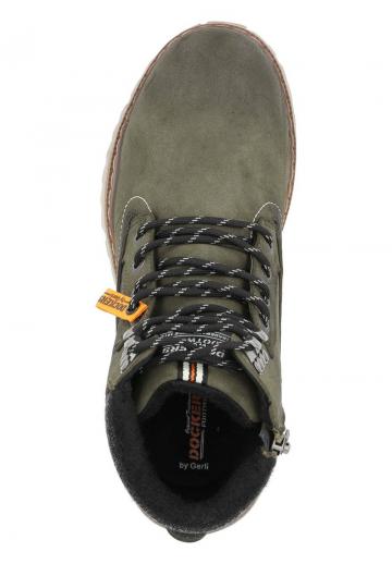 Зимние ботинки