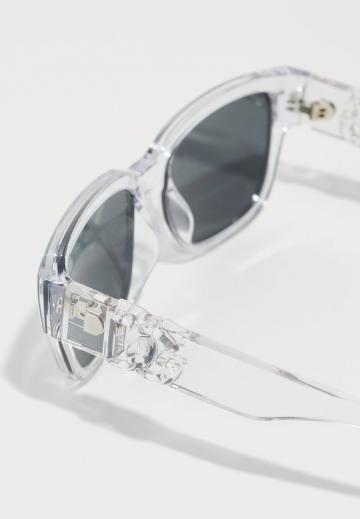 Солнечные очки